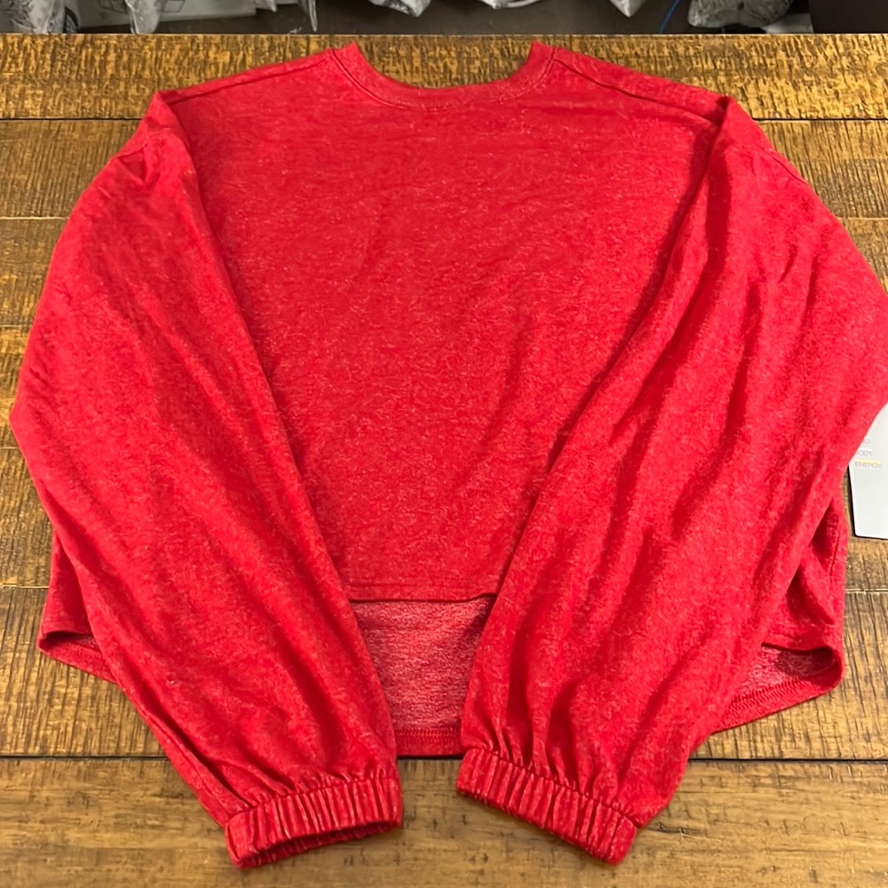 Z by Zella red with feathering high low sweatshirt size medium new with tags.